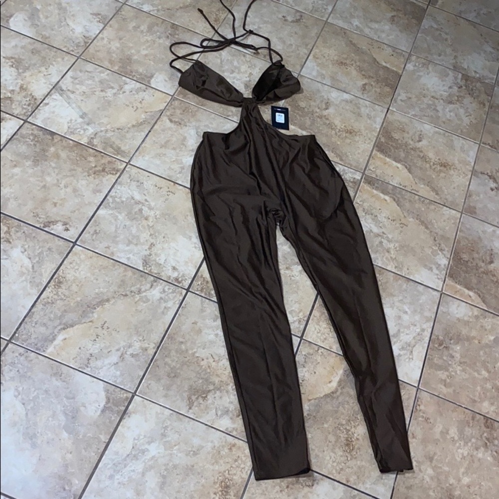 Fashion Nova Amber cutout jumpsuit - Picture 2 of 4